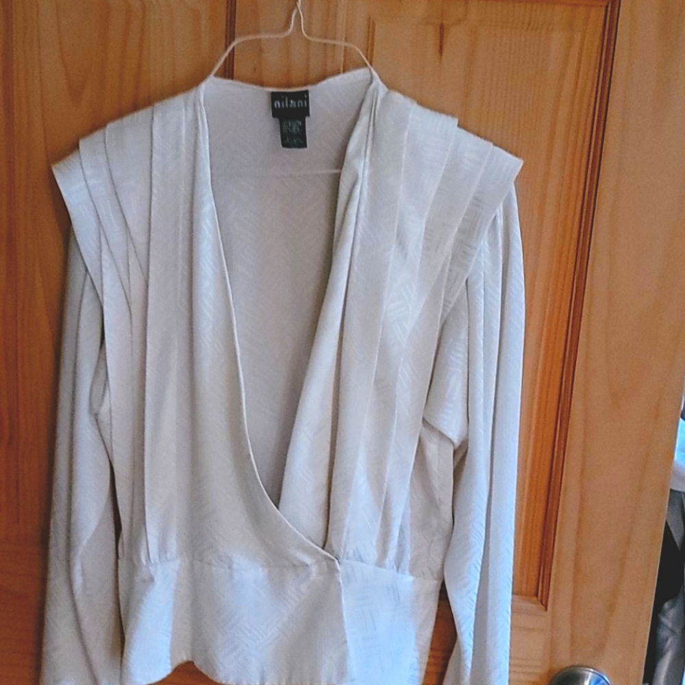 Dressy top, Nilani